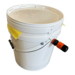 Alimentacion Bebedero para abejas de riego continuo Bebedero de agua para abejas que incluye una válvula encargada de canalizar 
