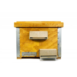 Sanidad Cajita Desparasitadora Varroa Cajita desparasitadora varroa, una caja de poliestireno alimentario con gran resistencia a